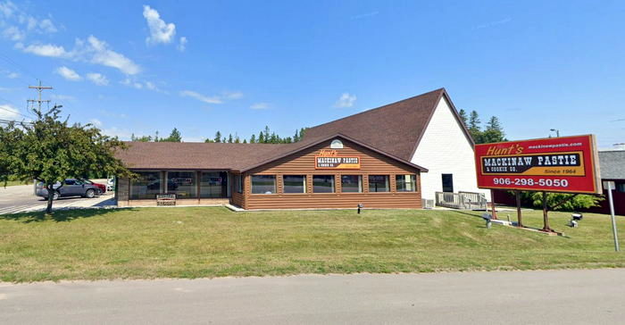 Mackinaw Pastie & Cookie Co (Flame Restaurant) - Web Listing (newer photo)